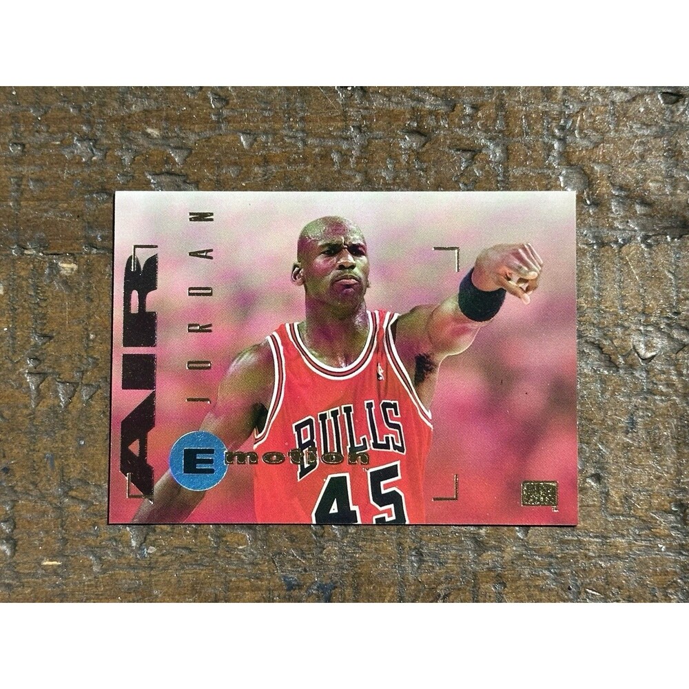 1994-95 SkyBox E-Motion Michael Jordan #100 Bulls #45 Basketball Card Bulls